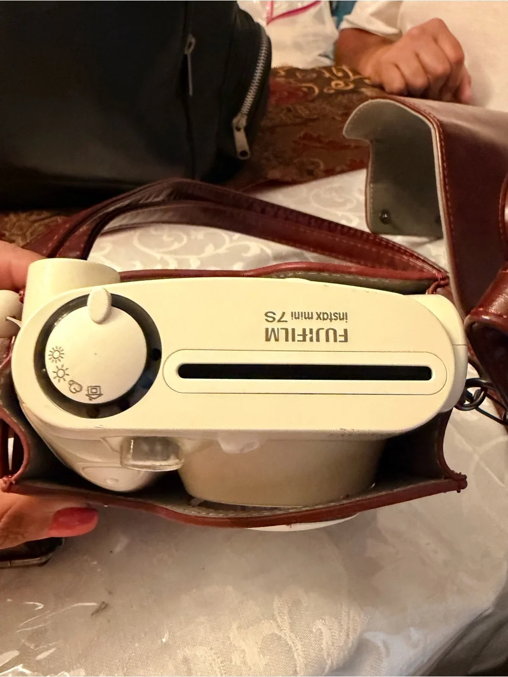 Fujifilm Instax Mini 7S Instant Camera in White with Brown Faux Leather Case